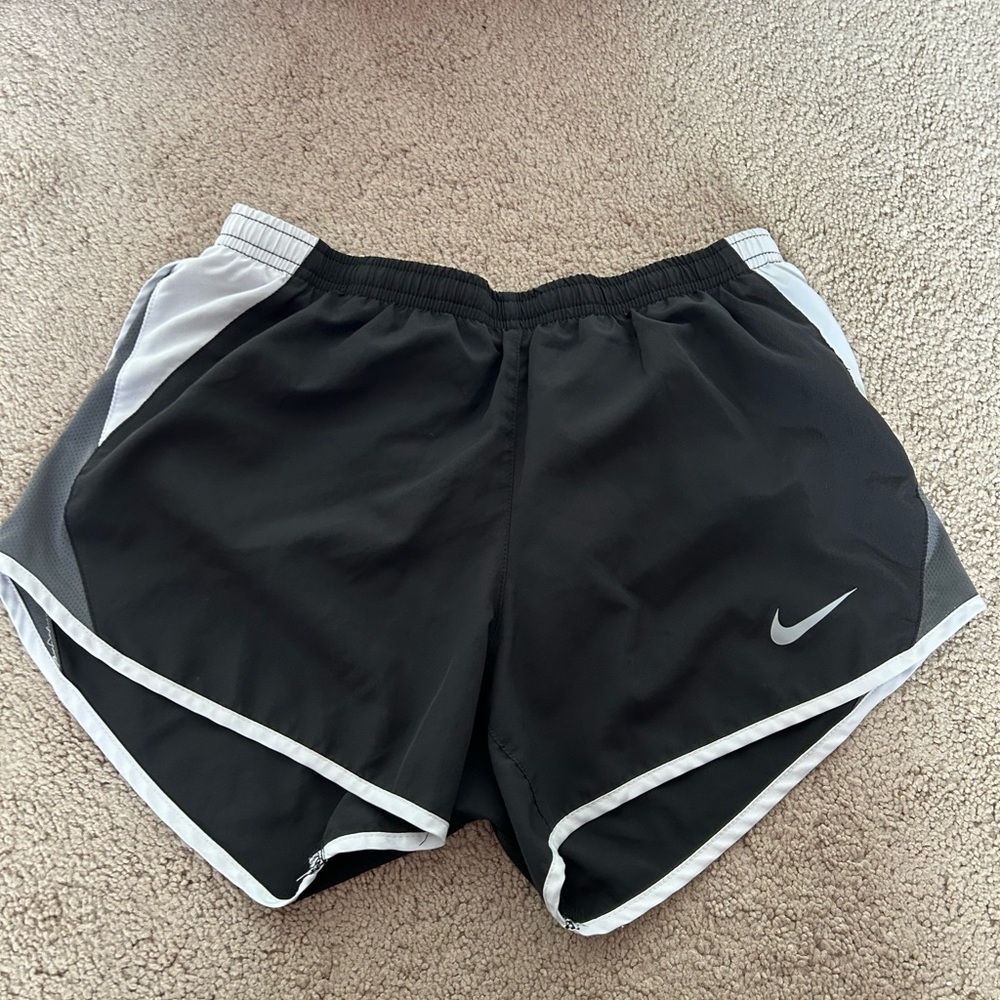 Nike Women’s Black/White Tempo Brief-lined Running Short Dri-FIT